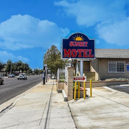 بومونا Sunset Motel المظهر الخارجي الصورة