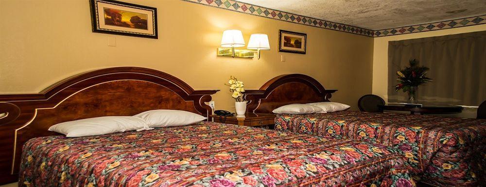 بومونا Sunset Motel المظهر الخارجي الصورة