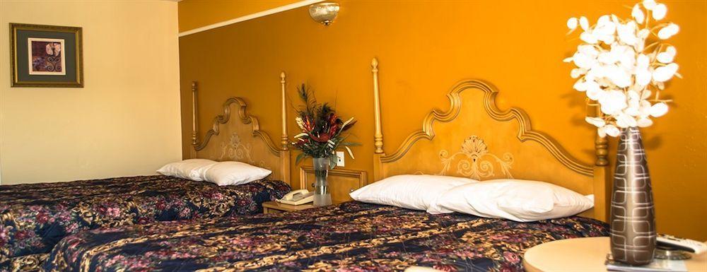 بومونا Sunset Motel المظهر الخارجي الصورة