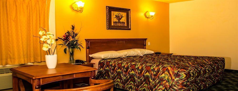 بومونا Sunset Motel المظهر الخارجي الصورة