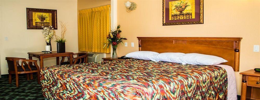 بومونا Sunset Motel المظهر الخارجي الصورة
