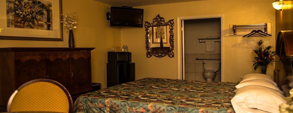 بومونا Sunset Motel المظهر الخارجي الصورة